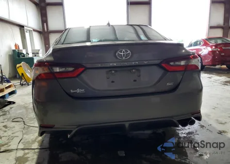 2021 Toyota Camry Se z USA, uszkodzony, nr VIN 4T1G11AK3MU580503